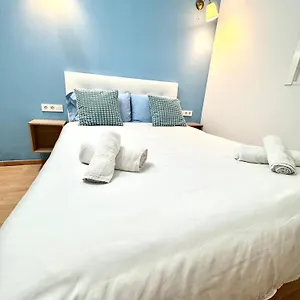 Apartamento Pamis Sants,, Barcelona